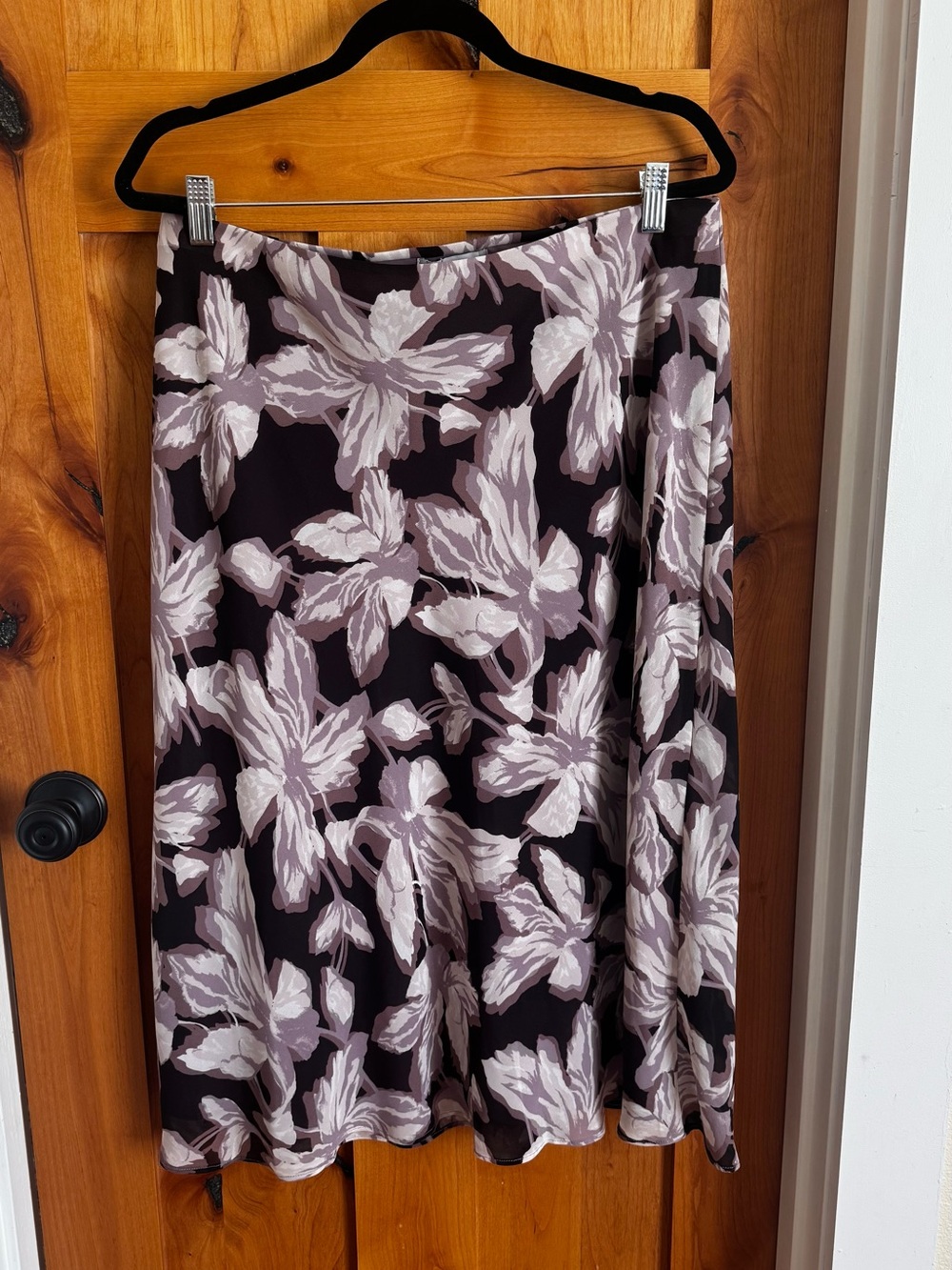 Nordstrom Floral Midi Skirt in Black and Light Mauve